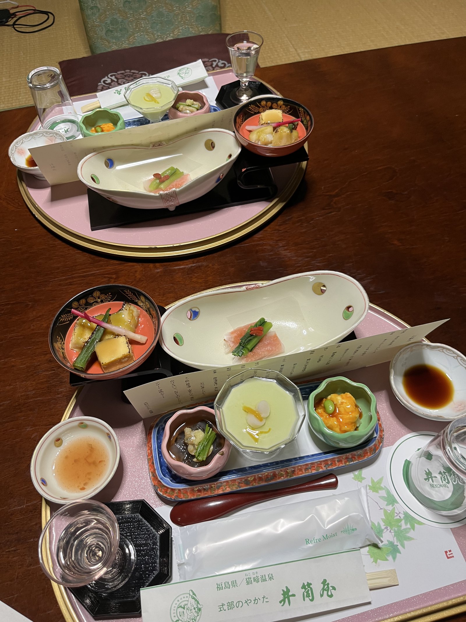 Fresh sashimi served as part of a kaiseki dinner at Nekonaki Onsen Izutsuya.